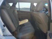 ✅ 2012 Hyundai Santa Fe Limited • VIN: 5XYZK3AB6CG091910 • Lot: 76039224. Listed on Copart with 152,588 mi. Free auction sales archive from the USA and detailed vehicle history report at DreamBid. Image 11.