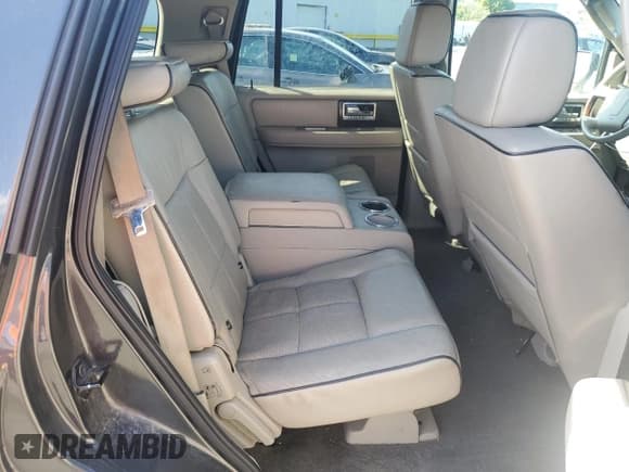 ✅ 2007 Lincoln Navigator • VIN: 5LMFU28567LJ10966 • Lot: 51797625. Listed on Copart with 208,956 mi. Free auction sales archive from the USA and detailed vehicle history report at DreamBid. Image 11.