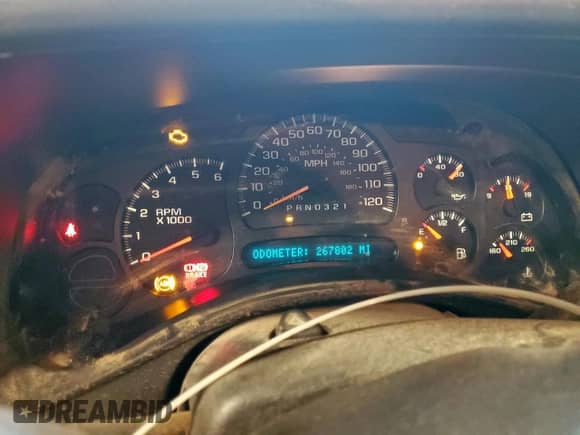 2007 GMC Sierra 1500 SLE1 with VIN 1GTEC19Z97Z112984, listed as a Copart auction lot 57942025 with 267,802 mi miles and Salvage title. Bid and sale history available at DreamBid. Image 9.