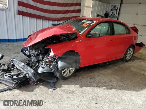 ✅ 2015 Volkswagen Jetta SE • VIN: 3VWD17AJ0FM341688 • Lot: 85595785. Wystawiony na Copart z przebiegiem Nie podano. Bezpłatny archiwum sprzedaży aukcyjnych z USA i szczegółowy raport historii pojazdu na DreamBid. Zdjęcie 1.