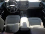 ✅ 2018 Chevrolet Colorado 2WD Work Truck • VIN: 1GCGSBENXJ1237180 • Lot: 54767865. Wystawiony na Copart z przebiegiem 48 302 mil. Bezpłatny archiwum sprzedaży aukcyjnych z USA i szczegółowy raport historii pojazdu na DreamBid. Zdjęcie 8.