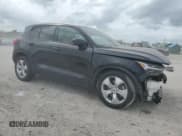 ✅ 2019 Volvo XC40 Momentum • VIN: YV4162UK2K2155020 • Лот: 91381845. Опубликован ранее на Copart с пробегом 55 824 миль. Бесплатный доступ к архиву аукционных продаж из США и подробный отчёт об истории автомобиля на DreamBid. Изображение 4.