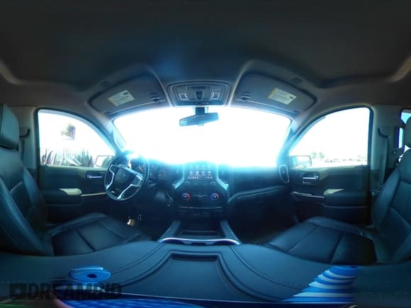 ✅ 2020 Chevrolet Silverado 1500 RST • VIN: 3GCUYEED1LG126855 • Lot: 42819335. Wystawiony na IAAI z przebiegiem 82 684 mil. Bezpłatny archiwum sprzedaży aukcyjnych z USA i szczegółowy raport historii pojazdu na DreamBid. Zdjęcie 19.