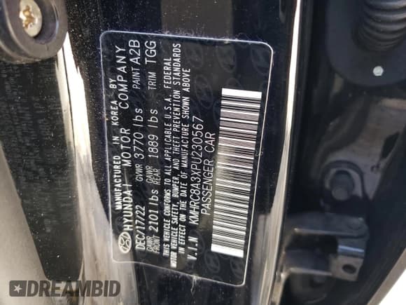 ✅ 2023 Hyundai Venue SEL • VIN: KMHRC8A3XPU230567 • Lot: 87033284. Listed on Copart with 17,458 mi. Free auction sales archive from the USA and detailed vehicle history report at DreamBid. Image 12.