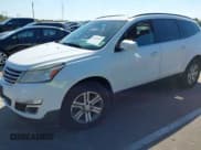 ✅ 2017 Chevrolet Traverse LT • VIN: 1GNKVHKD2HJ215482 • Lot: 43428142. Wystawiony na IAAI z przebiegiem 197 327 mil. Bezpłatny archiwum sprzedaży aukcyjnych z USA i szczegółowy raport historii pojazdu na DreamBid. Zdjęcie 17.