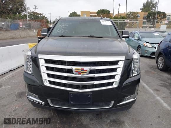 ✅ 2020 Cadillac Escalade ESV Luxury • VIN: 1GYS4HKJ7LR116999 • Лот: 40707280. Опубликован ранее на IAAI с пробегом 117 358 миль. Бесплатный доступ к архиву аукционных продаж из США и подробный отчёт об истории автомобиля на DreamBid. Изображение 13.
