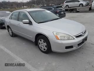 ✅ 2007 Honda Accord LX • VIN: 1HGCM56467A031770 • Lot: 43835960. Listed on IAAI with 128,034 mi. Free auction sales archive from the USA and detailed vehicle history report at DreamBid. Image 1.