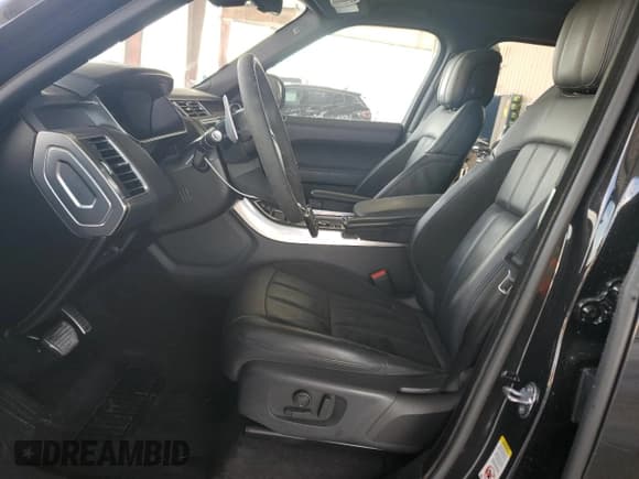 ✅ 2021 Land Rover Range Rover Sport HST • VIN: SALWS2RU2MA763636 • Lot: 48303745. Wystawiony na Copart z przebiegiem Nie podano. Bezpłatny archiwum sprzedaży aukcyjnych z USA i szczegółowy raport historii pojazdu na DreamBid. Zdjęcie 7.