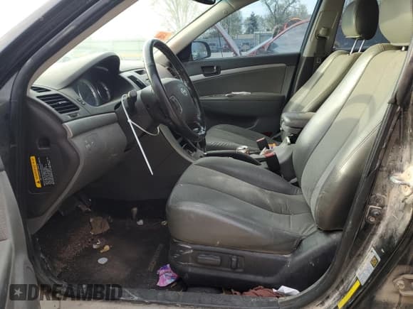 ✅ 2009 Hyundai Sonata Limited • VIN: 5NPEU46F69H447817 • Лот: 69089654. Опубликован ранее на Copart с пробегом 246 446 миль. Бесплатный доступ к архиву аукционных продаж из США и подробный отчёт об истории автомобиля на DreamBid. Изображение 7.