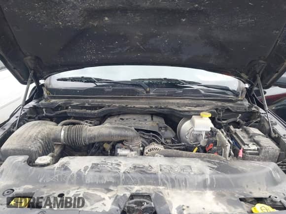 2019 Ram 1500 Big Horn z VIN 1C6SRFFT2KN911978, wystawiony jako IAAI lot #42483116 z przebiegiem 123 639 mil mil oraz . Historia ofert i sprzedaży dostępna na DreamBid. Obrazek 10.