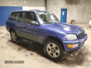 ✅ 1998 Toyota RAV4 • VIN: JT3HP10V1W0163995 • Lot: 90506025. Listed on Copart with 152,917 mi. Free auction sales archive from the USA and detailed vehicle history report at DreamBid. Image 4.