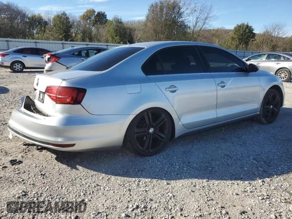 ✅ 2015 Volkswagen Jetta GLI SE • VIN: 3VW4T7AJ9FM262966 • Lot: 80228514. Listed on Copart with 136,775 mi. Free auction sales archive from the USA and detailed vehicle history report at DreamBid. Image 3.