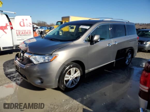 ✅ 2016 Nissan Quest SV • VIN: JN8AE2KP4G9155110 • Lot: 40001533. Wystawiony na Copart z przebiegiem 122 626 mil. Bezpłatny archiwum sprzedaży aukcyjnych z USA i szczegółowy raport historii pojazdu na DreamBid. Zdjęcie 1.