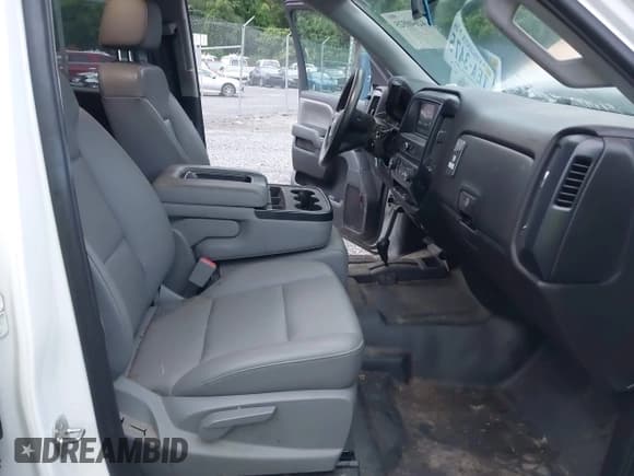 ✅ 2019 GMC Sierra 1500 • VIN: 2GTV2LEC8K1175091 • Лот: 42640525. Опубликован ранее на IAAI с пробегом 155 618 миль. Бесплатный доступ к архиву аукционных продаж из США и подробный отчёт об истории автомобиля на DreamBid. Изображение 5.