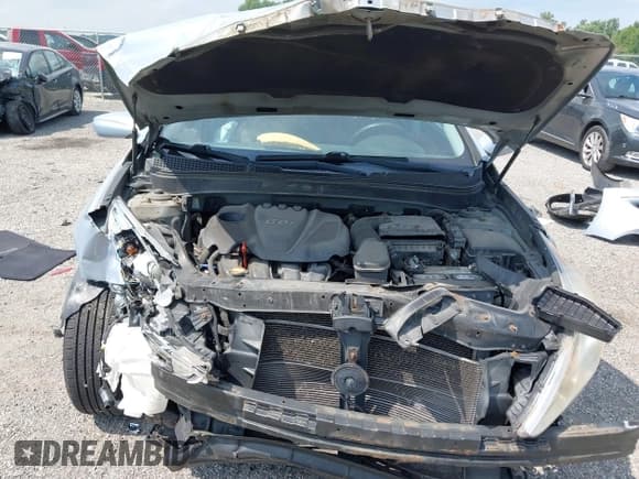 ✅ 2011 Hyundai Sonata GLS • VIN: 5NPEB4AC5BH022937 • Lot: 42829596. Listed on IAAI with 193,507 mi. Free auction sales archive from the USA and detailed vehicle history report at DreamBid. Image 10.