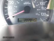 ✅ 2004 Kia Rio • VIN: KNADC125746285903 • Lot: 41674164. Wystawiony na IAAI z przebiegiem 202 845 mil. Bezpłatny archiwum sprzedaży aukcyjnych z USA i szczegółowy raport historii pojazdu na DreamBid. Zdjęcie 15.