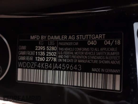 ✅ 2018 Mercedes-Benz E 300 • VIN: WDDZF4KB4JA459643 • Lot: 43032286. Listed on IAAI with 45,600 mi. Free auction sales archive from the USA and detailed vehicle history report at DreamBid. Image 9.