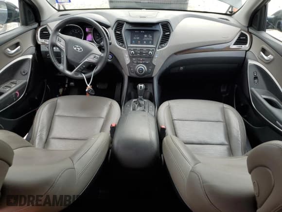 ✅ 2017 Hyundai Santa Fe 2.4L • VIN: 5NMZU3LB4HH020290 • Лот: 48886834. Опубликован ранее на Copart с пробегом 26 192 миль. Бесплатный доступ к архиву аукционных продаж из США и подробный отчёт об истории автомобиля на DreamBid. Изображение 8.