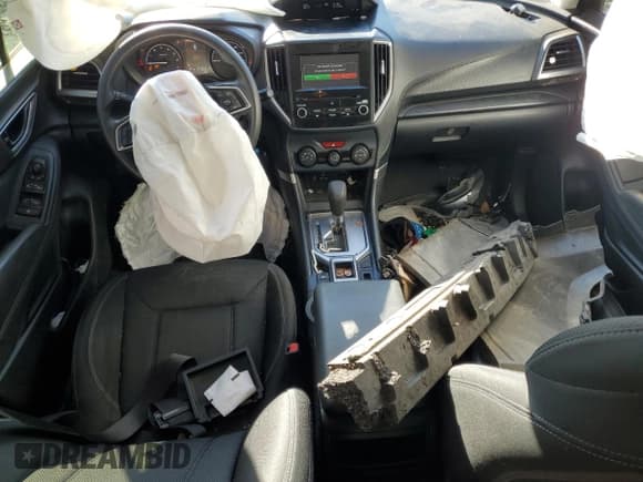 ✅ 2019 Subaru Forester • VIN: JF2SKAAC1KH400625 • Lot: 84035385. Listed on Copart with 137,948 mi. Free auction sales archive from the USA and detailed vehicle history report at DreamBid. Image 8.