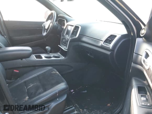 ✅ 2015 Jeep Grand Cherokee Laredo • VIN: 1C4RJFAG2FC102703 • Лот: 43365344. Опубликован ранее на IAAI с пробегом 82 300 миль. Бесплатный доступ к архиву аукционных продаж из США и подробный отчёт об истории автомобиля на DreamBid. Изображение 5.