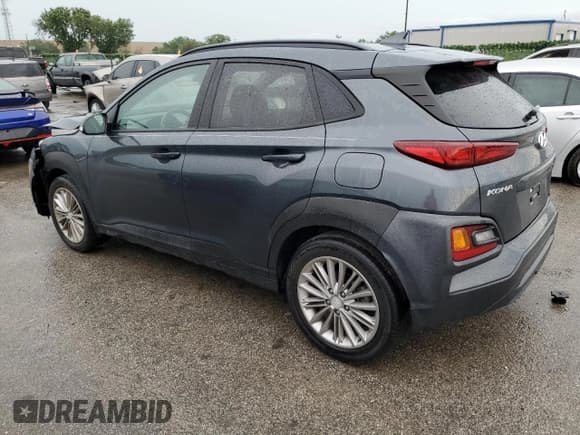 ✅ 2021 Hyundai Kona SEL Plus • VIN: KM8K62AA7MU629274 • Лот: 55293804. Опубликован ранее на Copart с пробегом 31 948 миль. Бесплатный доступ к архиву аукционных продаж из США и подробный отчёт об истории автомобиля на DreamBid. Изображение 2.
