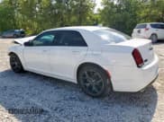 ✅ 2022 Chrysler 300 Touring • VIN: 2C3CCAAG8NH221861 • Lot: 67856255. Listed on Copart with 33,990 mi. Free auction sales archive from the USA and detailed vehicle history report at DreamBid. Image 2.