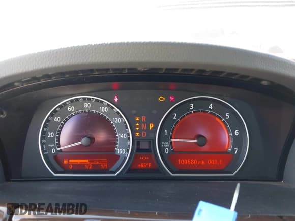 ✅ 2007 BMW 7 Series 750Li • VIN: WBAHN83537DT72703 • Lot: 43910667. Wystawiony na IAAI z przebiegiem 100 680 mil. Bezpłatny archiwum sprzedaży aukcyjnych z USA i szczegółowy raport historii pojazdu na DreamBid. Zdjęcie 7.