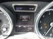 ✅ 2013 Mercedes-Benz M 350 • VIN: 4JGDA5HB7DA169946 • Lot: 43524959. Wystawiony na IAAI z przebiegiem 245 701 mil. Bezpłatny archiwum sprzedaży aukcyjnych z USA i szczegółowy raport historii pojazdu na DreamBid. Zdjęcie 15.