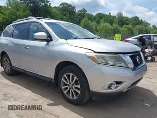 ✅ 2014 Nissan Pathfinder S • VIN: 5N1AR2MM9EC650952 • Лот: 42620154. Опубликован ранее на IAAI с пробегом 174 690 миль. Бесплатный доступ к архиву аукционных продаж из США и подробный отчёт об истории автомобиля на DreamBid. Изображение 1.
