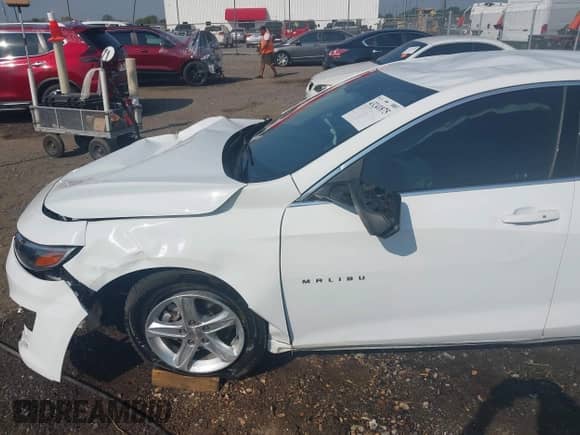 2023 Chevrolet Malibu LT с VIN 1G1ZD5ST3PF155593, выставлен на аукционе IAAI как лот 43241875 с пробегом 69 173 миль миль и . История ставок и продаж доступна на DreamBid. Изображение 17.