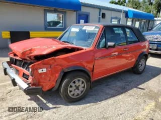 ✅ 1985 Volkswagen Golf • VIN: WVWCA0159FK007983 • Lot: 70030765. Wystawiony na Copart z przebiegiem 118 867 mil. Bezpłatny archiwum sprzedaży aukcyjnych z USA i szczegółowy raport historii pojazdu na DreamBid. Zdjęcie 1.