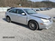 ✅ 2009 Chrysler Sebring Touring • VIN: 1C3LC56B99N566592 • Lot: 47864895. Wystawiony na Copart z przebiegiem 191 677 mil. Bezpłatny archiwum sprzedaży aukcyjnych z USA i szczegółowy raport historii pojazdu na DreamBid. Zdjęcie 4.