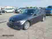 2006 BMW 3 Series 325i z VIN WBAVB13546PT26281, wystawiony jako IAAI lot #42443724 z przebiegiem 55 310 mil mil oraz . Historia ofert i sprzedaży dostępna na DreamBid. Obrazek 2.