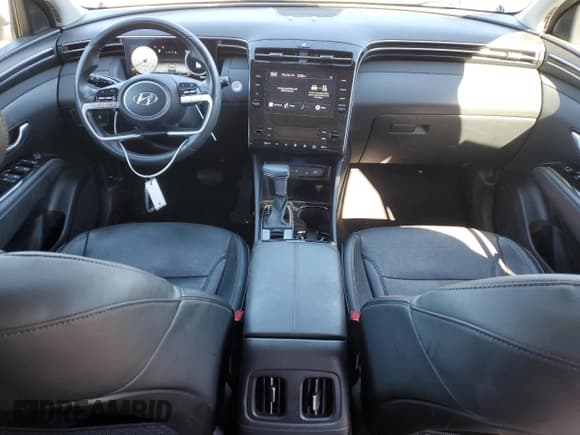 ✅ 2022 Hyundai Tucson SEL • VIN: 5NMJCCAE9NH130194 • Lot: 82527995. Listed on Copart with 34,221 mi. Free auction sales archive from the USA and detailed vehicle history report at DreamBid. Image 8.