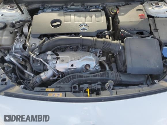 ✅ 2020 Mercedes-Benz CLA 250 • VIN: W1K5J4GB9LN083619 • Lot: 83957815. Wystawiony na Copart z przebiegiem 38 909 mil. Bezpłatny archiwum sprzedaży aukcyjnych z USA i szczegółowy raport historii pojazdu na DreamBid. Zdjęcie 11.