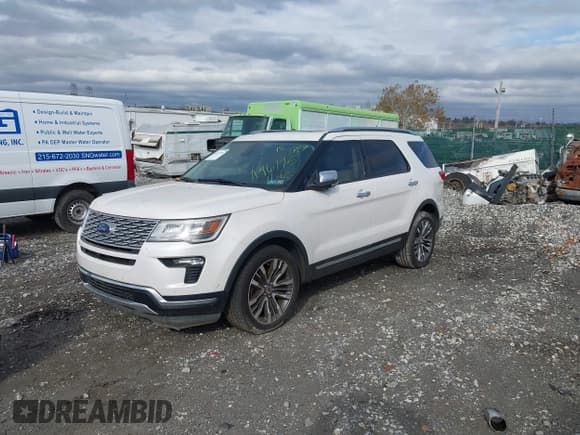 ✅ 2018 Ford Explorer Platinum • VIN: 1FM5K8HT0JGA96195 • Лот: 43659156. Опубликован ранее на IAAI с пробегом 75 269 миль. Бесплатный доступ к архиву аукционных продаж из США и подробный отчёт об истории автомобиля на DreamBid. Изображение 16.