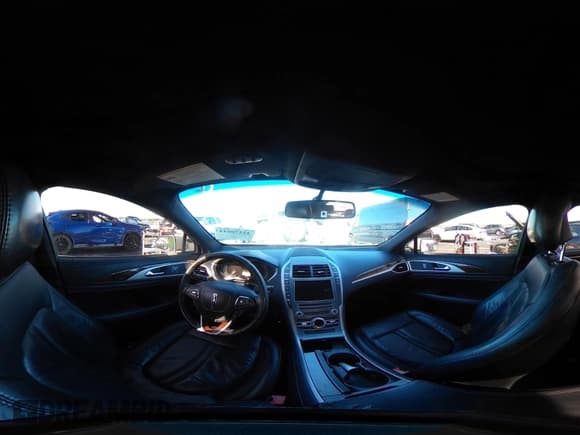 ✅ 2017 Lincoln MKZ Select • VIN: 3LN6L5C95HR602473 • Lot: 43370644. Wystawiony na IAAI z przebiegiem 65 829 mil. Bezpłatny archiwum sprzedaży aukcyjnych z USA i szczegółowy raport historii pojazdu na DreamBid. Zdjęcie 18.