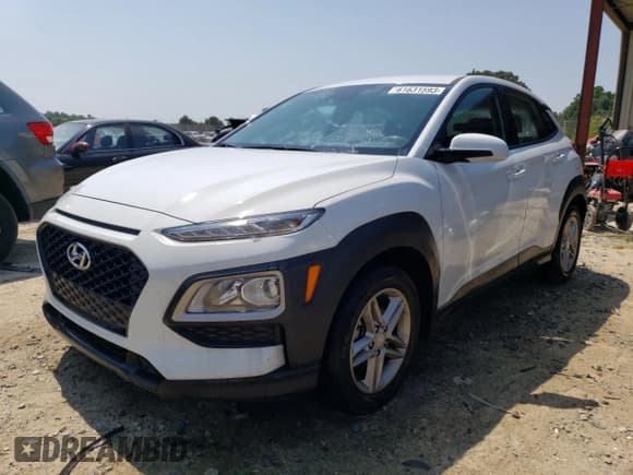 ✅ 2019 Hyundai Kona SE • VIN: KM8K1CAA1KU278489 • Лот: 61631593. Опубликован ранее на Copart с пробегом 42 522 миль. Бесплатный доступ к архиву аукционных продаж из США и подробный отчёт об истории автомобиля на DreamBid. Изображение 1.