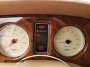 ✅ 2001 Bentley Arnage • VIN: SCBLC31E11CX06414 • Лот: 59017875. Опубликован ранее на Copart с пробегом 70 860 миль. Бесплатный доступ к архиву аукционных продаж из США и подробный отчёт об истории автомобиля на DreamBid. Изображение 9.