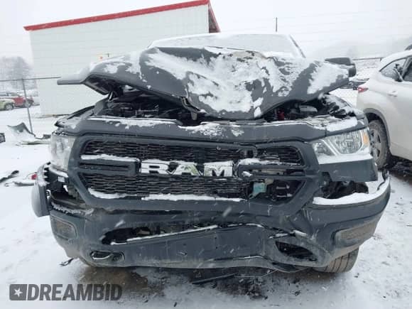 2019 Ram 1500 Tradesman z VIN 1C6SRFCT8KN812411, wystawiony jako IAAI lot #41589377 z przebiegiem 79 776 mil mil oraz . Historia ofert i sprzedaży dostępna na DreamBid. Obrazek 6.