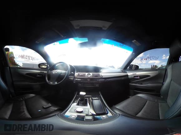 ✅ 2013 Lexus LS 460 • VIN: JTHBL5EF3D5122515 • Lot: 42739663. Listed on IAAI with 34,192 mi. Free auction sales archive from the USA and detailed vehicle history report at DreamBid. Image 18.