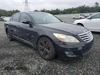2009 Hyundai Genesis z VIN KMHGC46F19U045202, wystawiony jako Copart lot #74543594 z przebiegiem 135 170 mil mil oraz Szkoda całkowita • Salvage title. Historia ofert i sprzedaży dostępna na DreamBid. Obrazek 4.