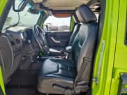 ✅ 2013 Jeep Wrangler Unlimited Rubicon • VIN: 1C4HJWFG3DL574491 • Lot: 70914625. Wystawiony na Copart z przebiegiem Nie podano. Bezpłatny archiwum sprzedaży aukcyjnych z USA i szczegółowy raport historii pojazdu na DreamBid. Zdjęcie 7.