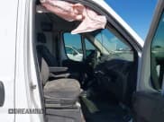 ✅ 2017 Ram ProMaster Cargo • VIN: 3C6TRVCG7HE521171 • Lot: 43801847. Wystawiony na IAAI z przebiegiem 159 562 mil. Bezpłatny archiwum sprzedaży aukcyjnych z USA i szczegółowy raport historii pojazdu na DreamBid. Zdjęcie 5.