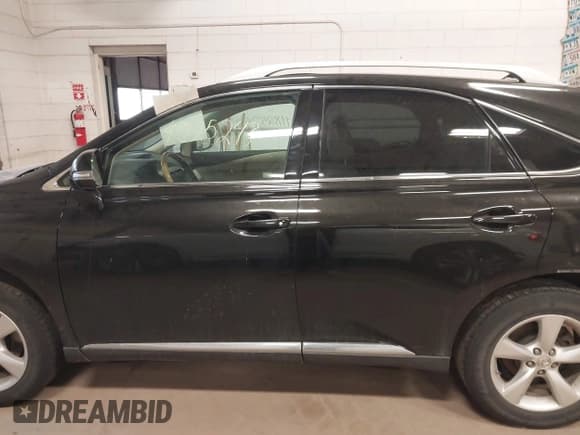 ✅ 2011 Lexus RX 350 • VIN: 2T2BK1BA0BC094870 • Lot: 41825243. Wystawiony na IAAI z przebiegiem Nie podano. Bezpłatny archiwum sprzedaży aukcyjnych z USA i szczegółowy raport historii pojazdu na DreamBid. Zdjęcie 14.