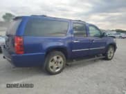 ✅ 2010 Chevrolet Suburban LTZ • VIN: 1GNUKKE36AR216773 • Lot: 74616484. Wystawiony na Copart z przebiegiem 247 900 mil. Bezpłatny archiwum sprzedaży aukcyjnych z USA i szczegółowy raport historii pojazdu na DreamBid. Zdjęcie 3.