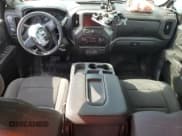 ✅ 2021 GMC Sierra 1500 • VIN: 1GTU9AEF0MZ230990 • Lot: 50844975. Wystawiony na Copart z przebiegiem Nie podano. Bezpłatny archiwum sprzedaży aukcyjnych z USA i szczegółowy raport historii pojazdu na DreamBid. Zdjęcie 8.