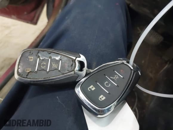 ✅ 2020 Chevrolet Equinox LT • VIN: 3GNAXUEV5LS610198 • Лот: 42859638. Опубликован ранее на IAAI с пробегом 138 963 миль. Бесплатный доступ к архиву аукционных продаж из США и подробный отчёт об истории автомобиля на DreamBid. Изображение 11.