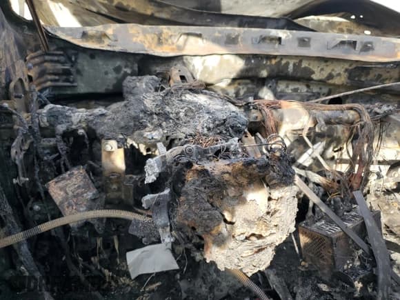 ✅ 2013 Hyundai Sonata GL • VIN: 5NPEB4AC5DH747117 • Lot: 85058974. Listed on Copart with Not provided. Free auction sales archive from the USA and detailed vehicle history report at DreamBid. Image 9.