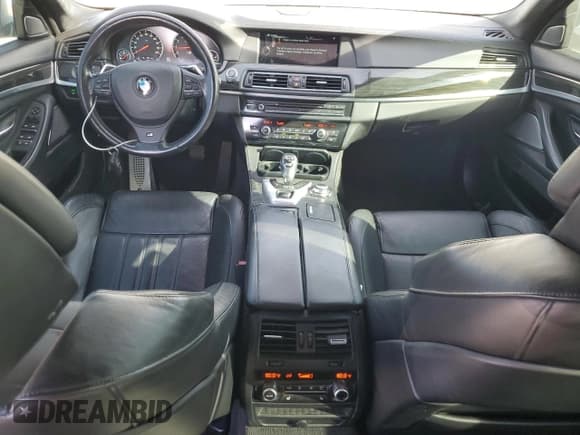 ✅ 2013 BMW M5 • VIN: WBSFV9C55DD095444 • Lot: 71600874. Listed on Copart with 68,764 mi. Free auction sales archive from the USA and detailed vehicle history report at DreamBid. Image 8.